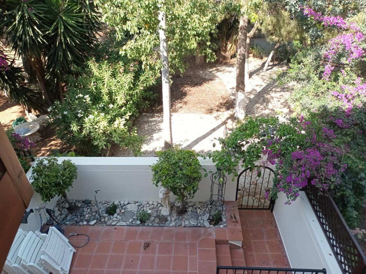 Limnaria Deluxe Maisonette Paphos 外观 照片